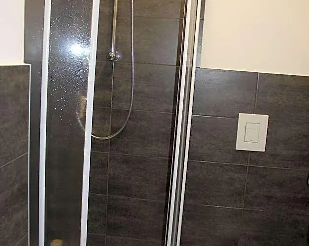 Domus Vatican Holiday's Bed & Breakfast 4*