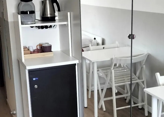 Domus Vatican Holiday's Bed & Breakfast