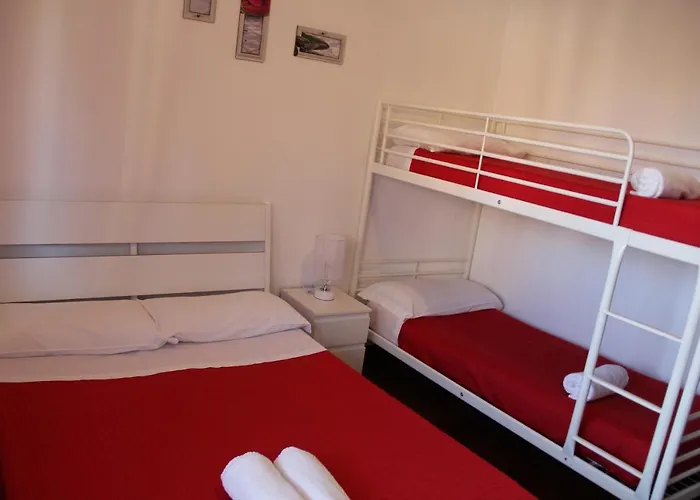 Domus Vatican Holiday's Bed & Breakfast