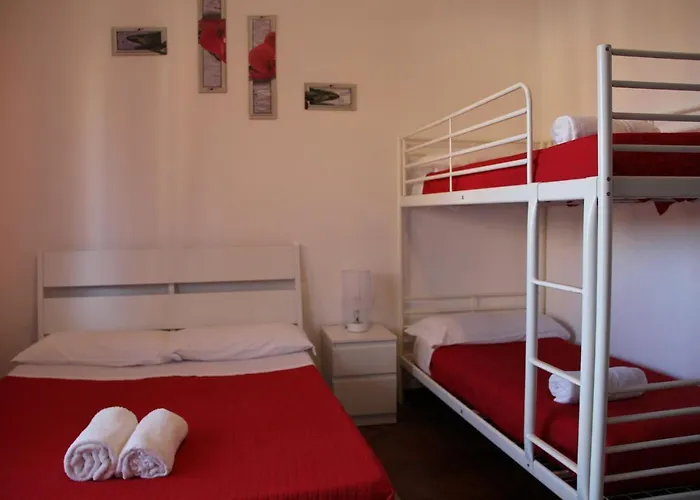 Domus Vatican Holiday's Bed & Breakfast 4*